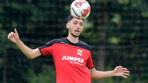 布局产生深 布局产生深