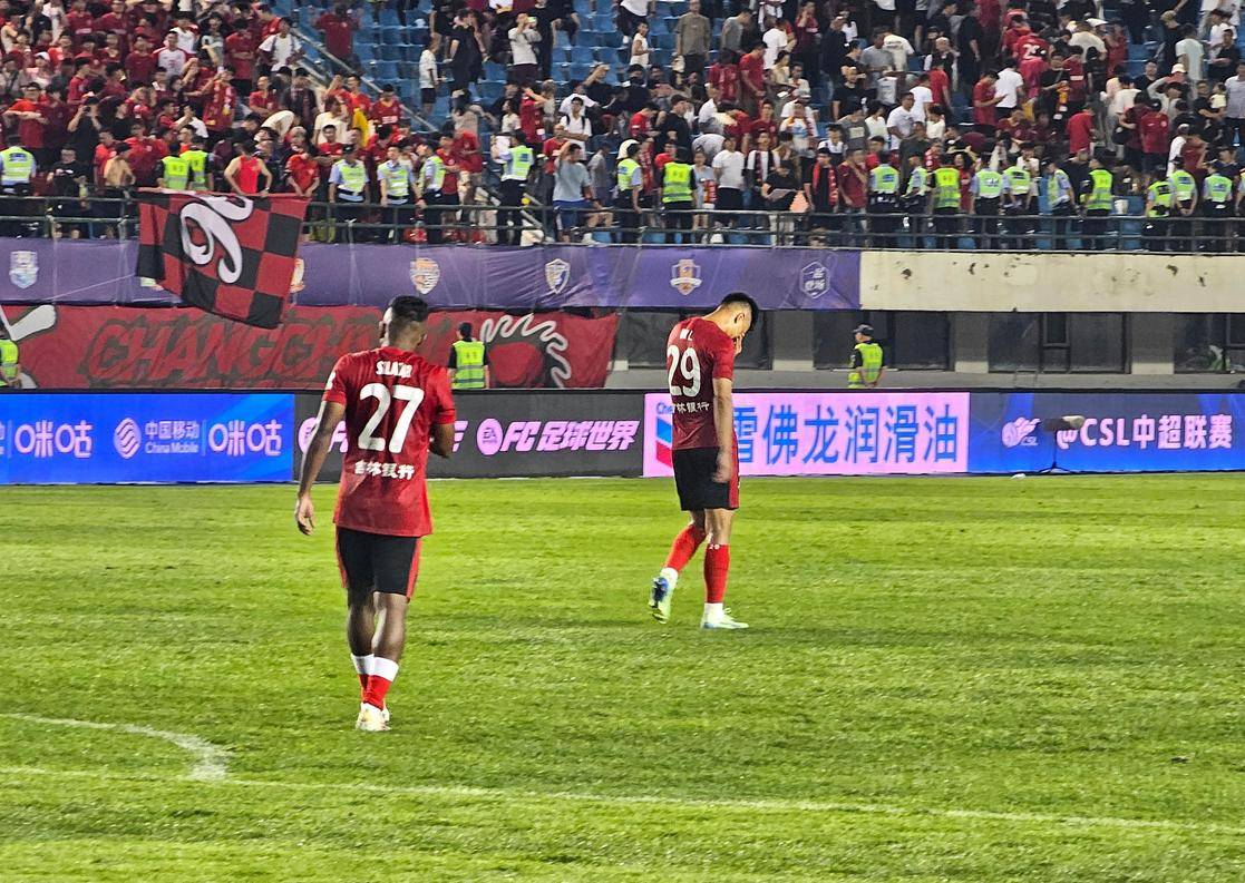 力和顽强的 力和顽强的